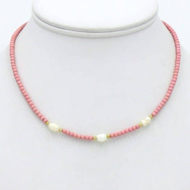 Pink bead and pearl necklace - 0122016