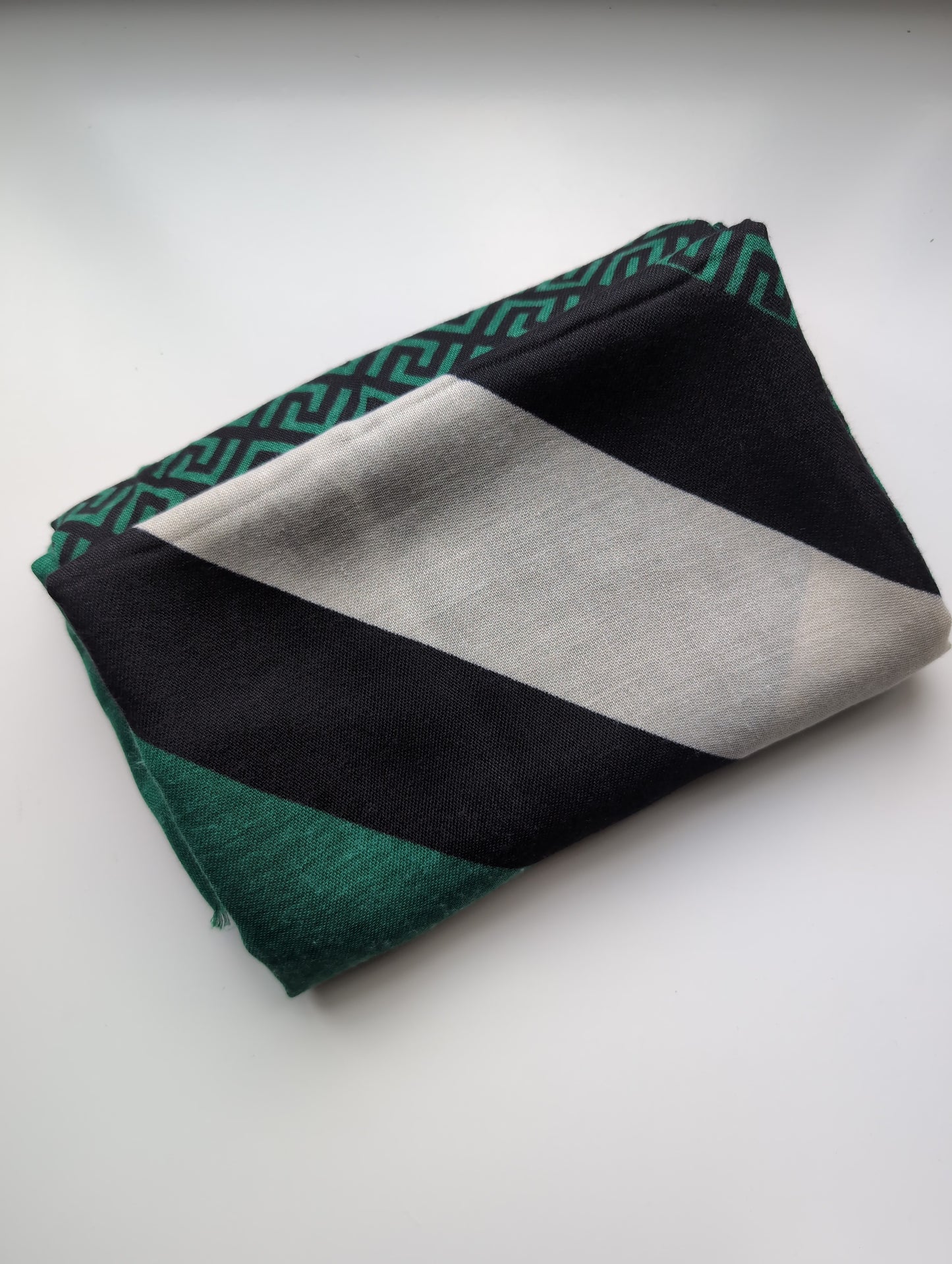 Green geo scarf